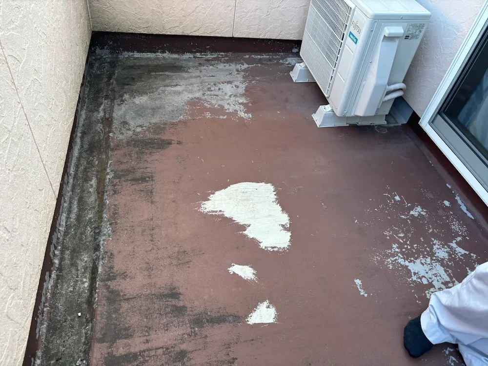 雨漏りしている
