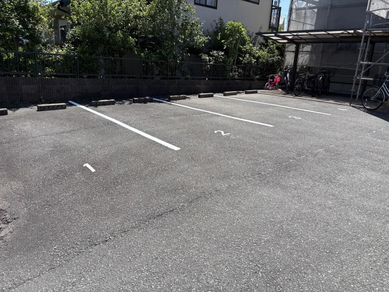 宗像市三倉住宅駐車場ライン施工